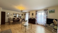 Wohnzimmer - Charmante Eigentumswohnung in beliebter und zentrumsnaher Halbhöhenlage
