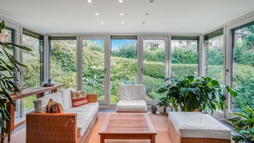Wohnen wie im eigenen Haus, eingebettet in einer idyllischen Oase, 76530 Baden-Baden, Etagenwohnung