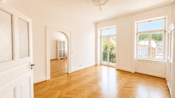 Barrierefreie Altbauwohnung im Stadtzentrum mit Sonnenbalkon, 76530 Baden-Baden, Wohnung