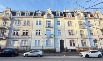 RESERVIERT – Stilvoll renoviertes Denkmalschutzobjekt mit vier Wohneinheiten, 76530 Baden-Baden, Mehrfamilienhaus (Anlageobjekt)