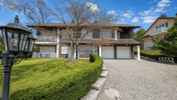 Familienfreundliches Villenensamble in bevorzugter Wohnlage, 76530 Baden-Baden, Villa