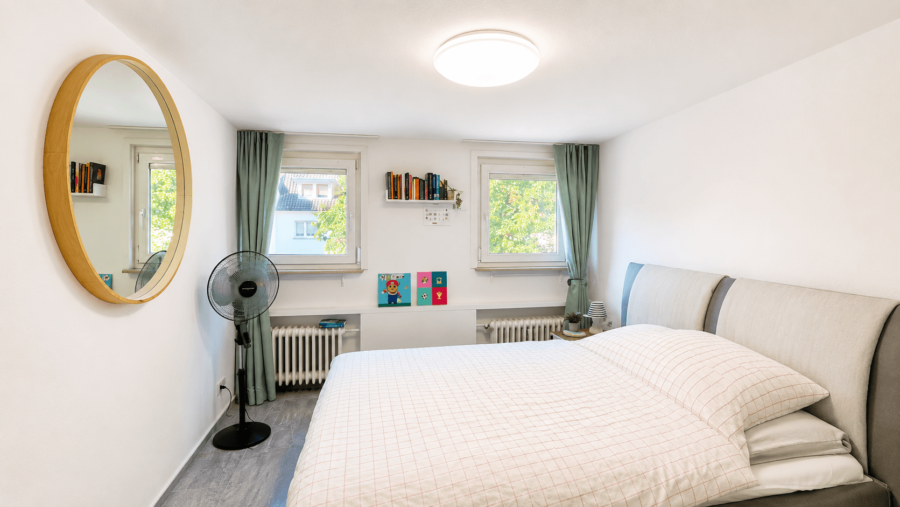 Elternschlafzimmer DG
