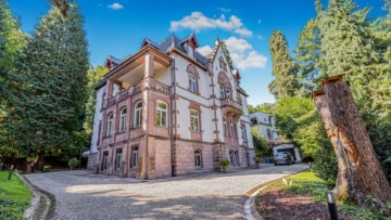 Historie und Exklusivität in vollendeter Harmonie, 76530 Baden-Baden, Villa