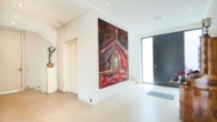 Empfangshalle - Eine Seltenheit am Immobilienmarkt – Modernes Luxusanwesen mit Swimmingpool