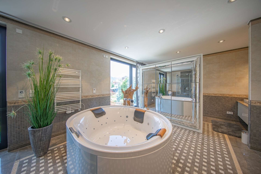 Deluxe Badezimmer