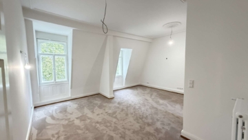 Altbaucharme direkt an der Lichtentaler Allee, 76530 Baden-Baden, Etagenwohnung