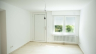 Eingangsbereich - Stilvoll wohnen mit Weitblick – saniertes Einfamilienhaus in Bestlage Baden-Badens