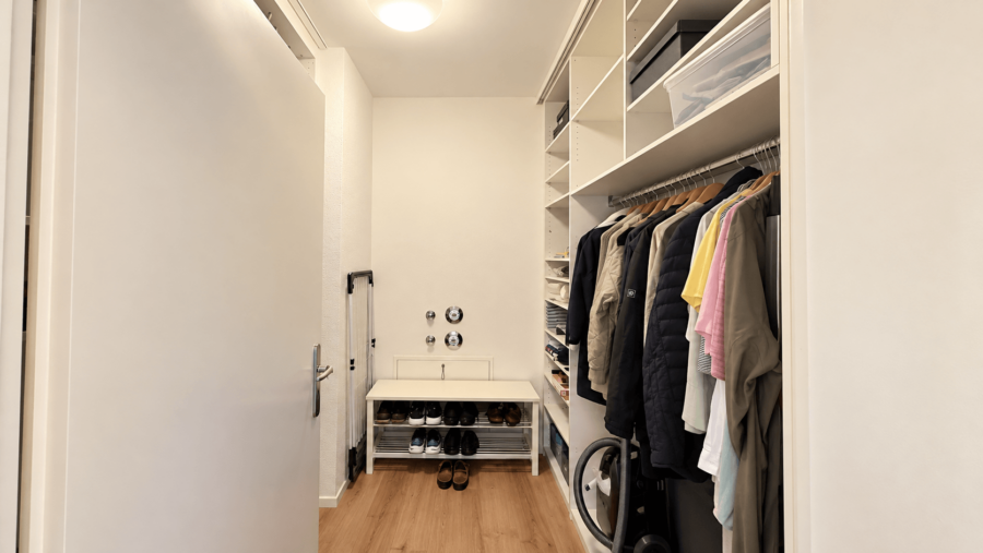 HWR / Garderobe