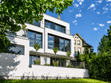 Ein Zuhause für höchste Ansprüche an Design und Komfort, 76530 Baden-Baden, Villa