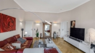 Wohnzimmer - Stilvolle Altbauwohnung mit Südwestbalkon in Premiumlage am Annaberg
