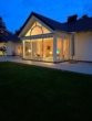 Abendstimmung - Repräsentatives Villen-Landhaus auf parkähnlichen Grundstück in Aussichtswohnlage
