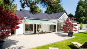 Repräsentatives Villen-Landhaus auf parkähnlichen Grundstück in Aussichtswohnlage, 76530 Baden-Baden, Villa